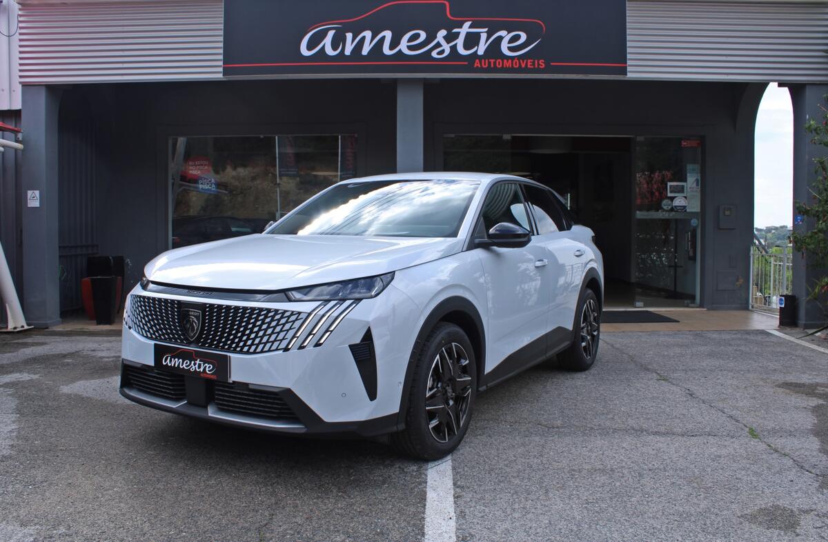 PEUGEOT 3008 1.2 Hybrid Allure e-DCS6