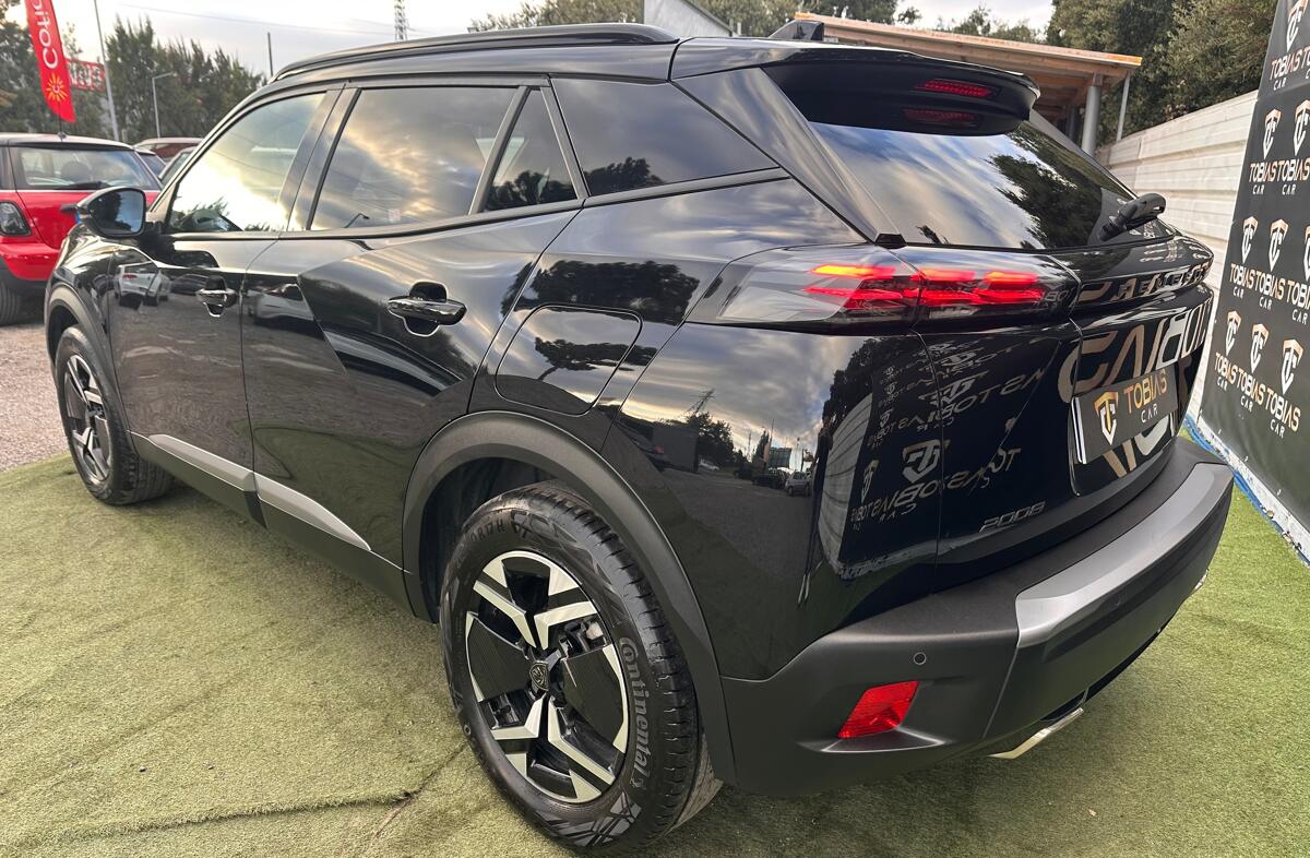 PEUGEOT 2008 1.2 PureTech Allure EAT8