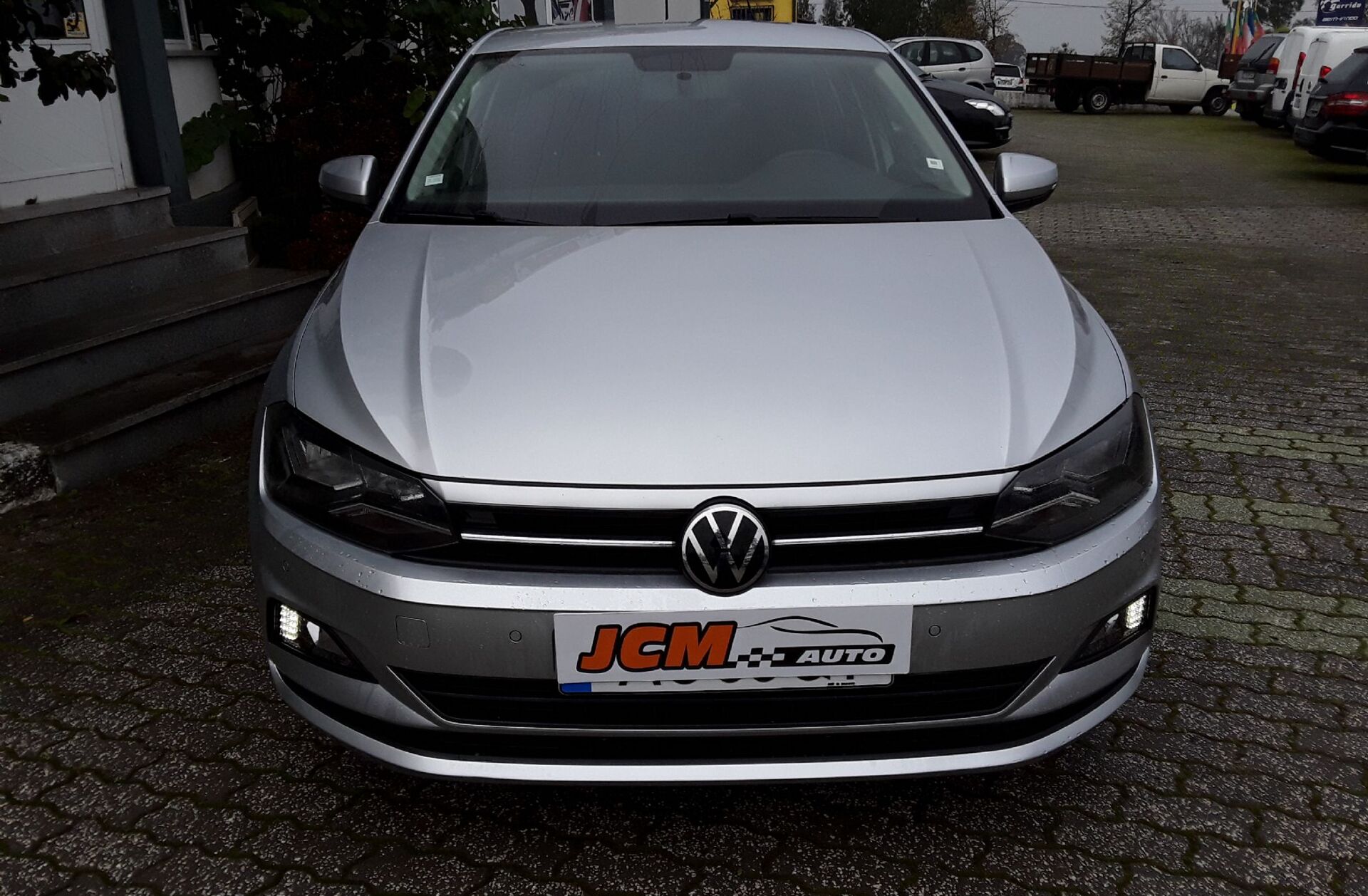VOLKSWAGEN Polo 1.0 Confortline