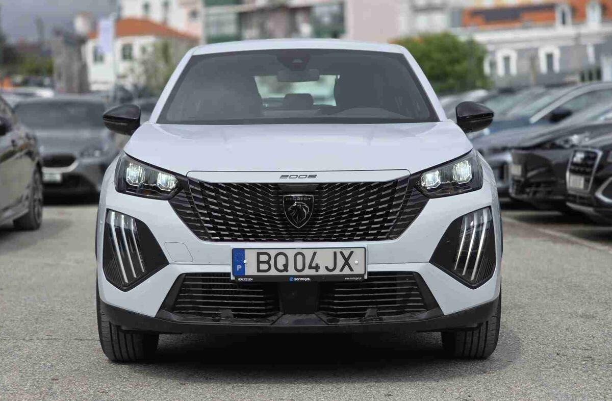 PEUGEOT 2008 1.2 PureTech Style