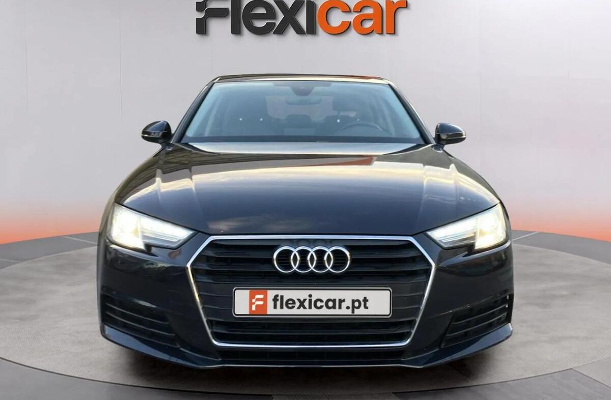 AUDI A4 2.0 TDI Advance