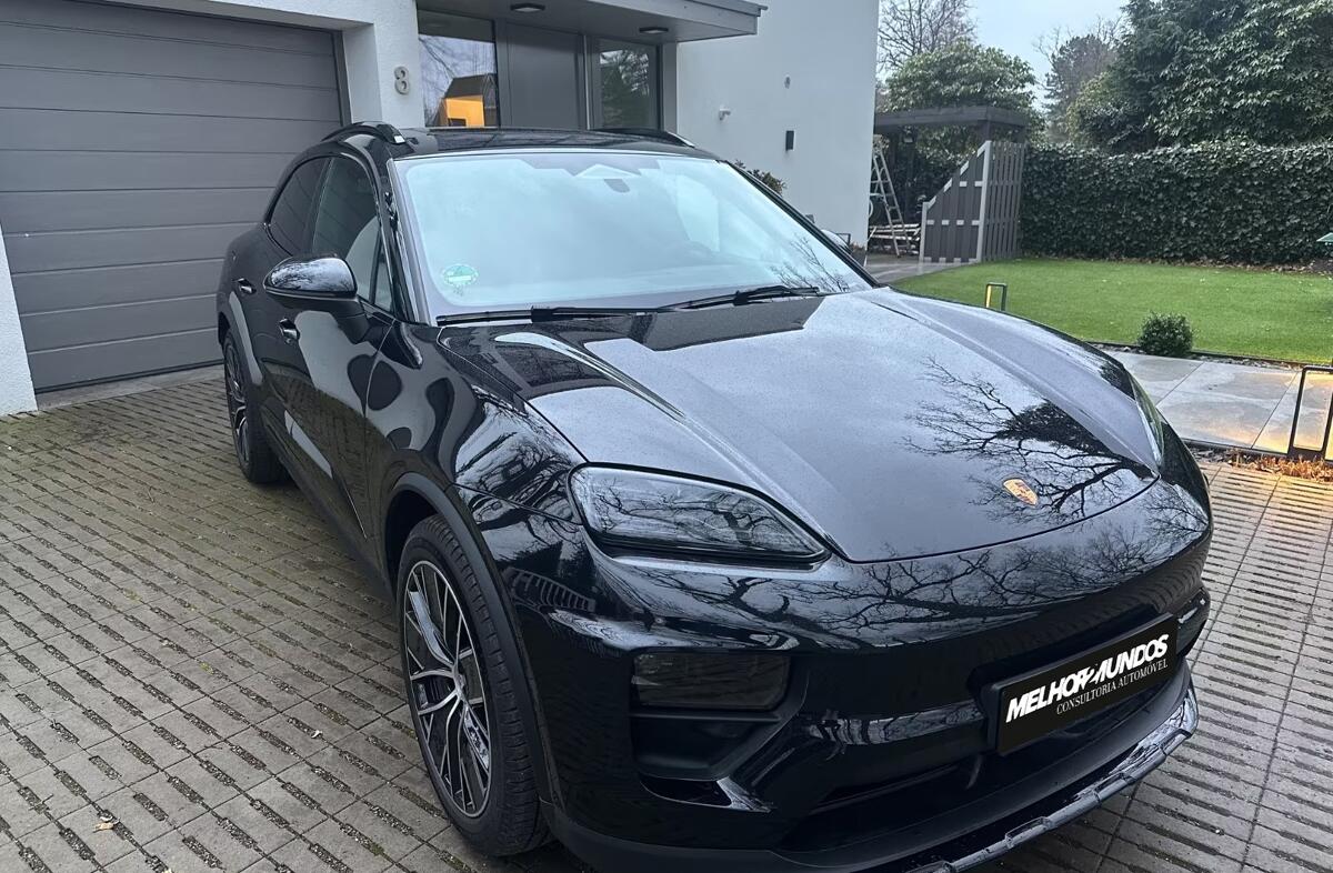 PORSCHE Macan Macan