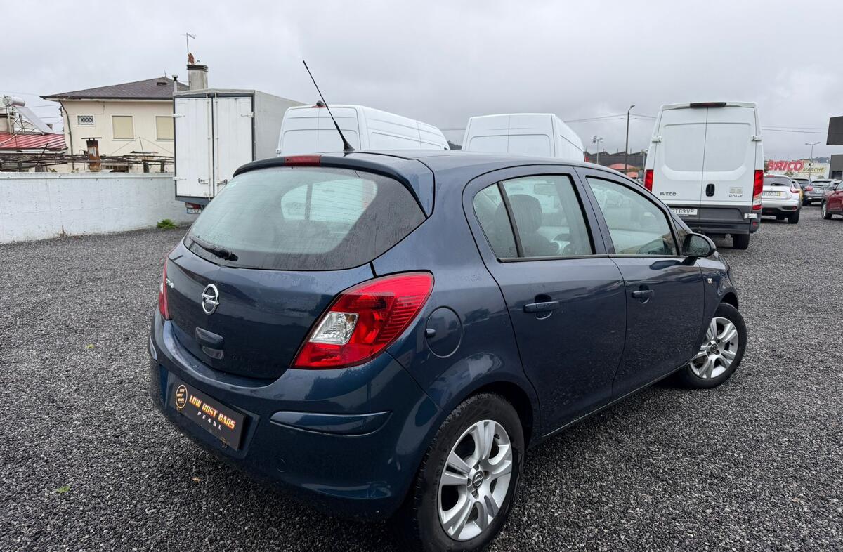 OPEL Corsa D Corsa 1.2 Connect Easytronic