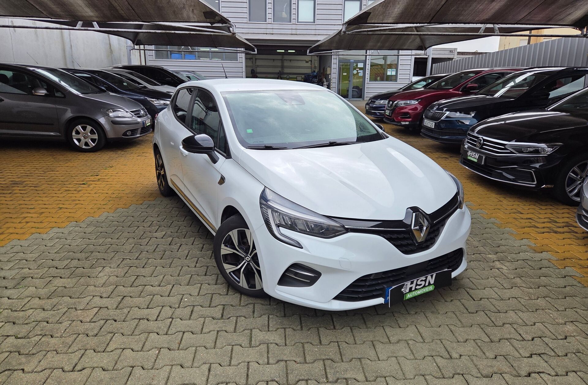 RENAULT Clio 1.0 TCe Limited Bi-Fuel