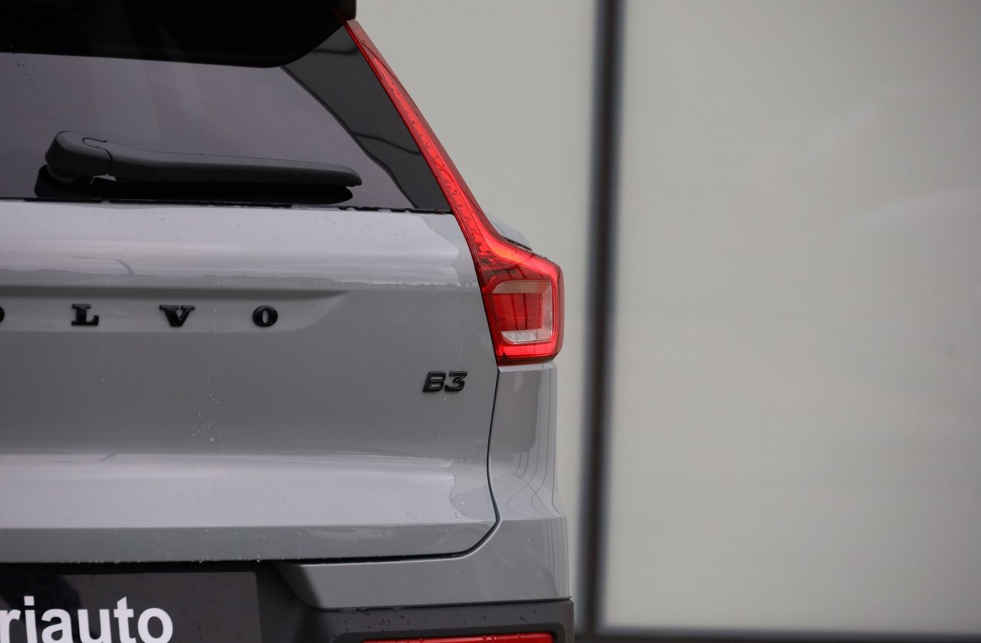 VOLVO XC40 2.0 B3 Black Edition