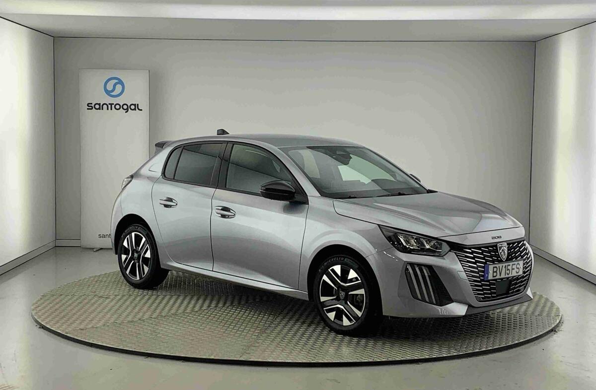 PEUGEOT 208 1.2 Hybrid Allure e-DCS6