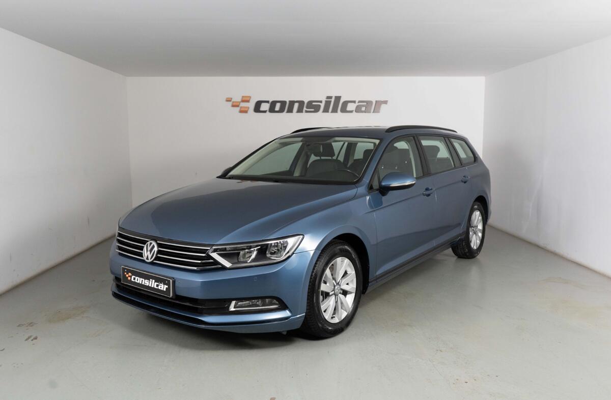 VOLKSWAGEN Passat 1.6 TDi Confortline