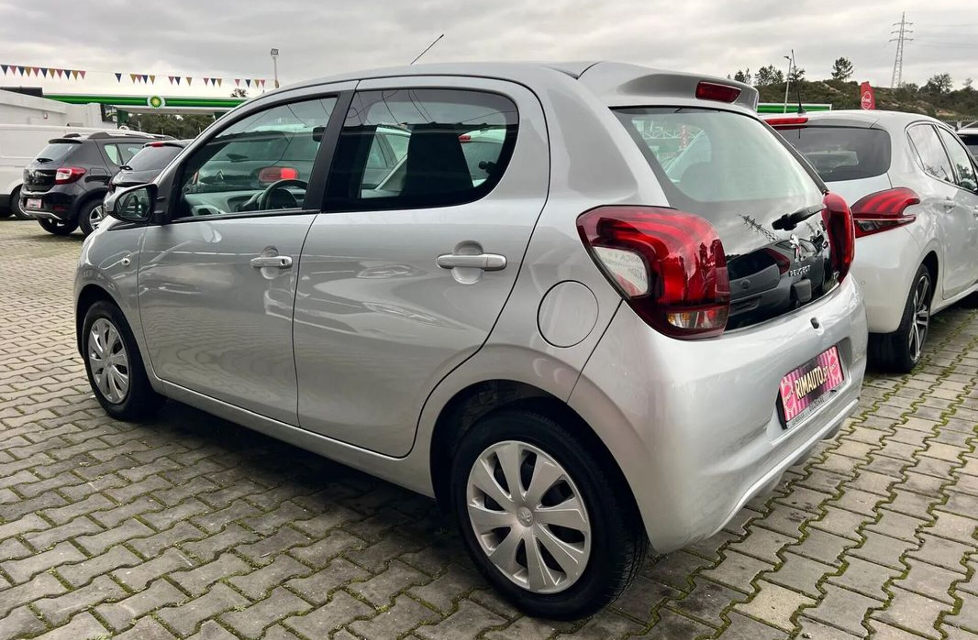 PEUGEOT 108 Top! 1.0 VTi Allure