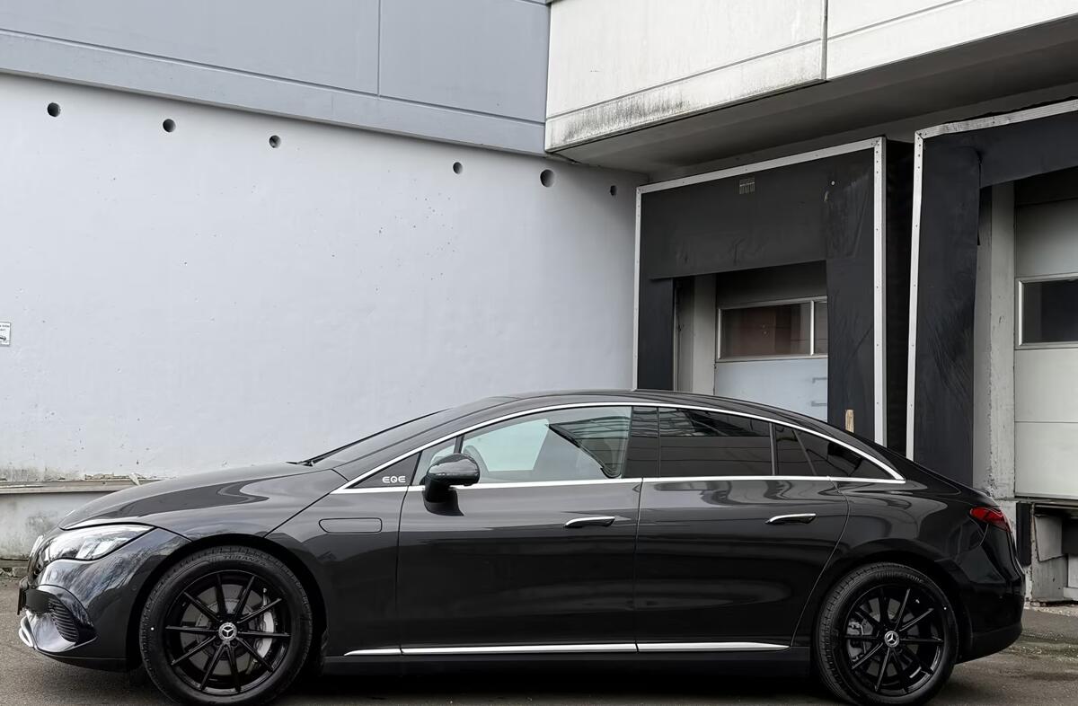 MERCEDES EQE 350
