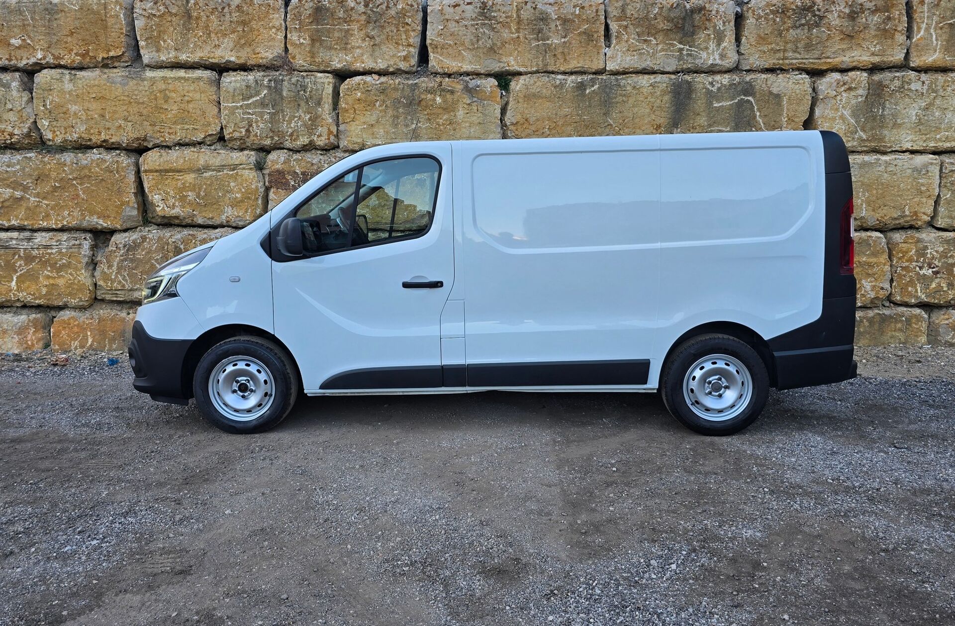 RENAULT Trafic 2.0 dCi L1H1 1.2T