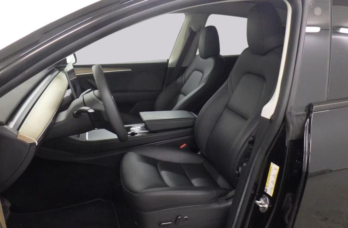 TESLA Model Y Tração Traseira