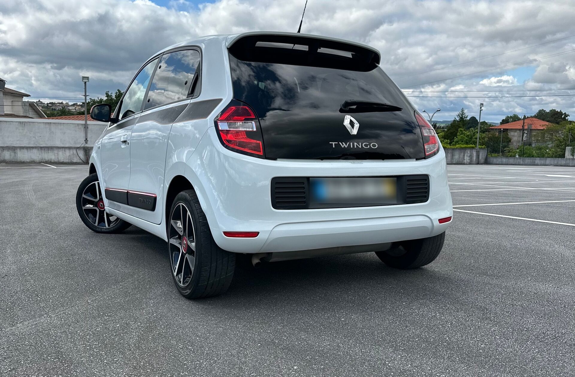 RENAULT Twingo 0.9 TCe Sport