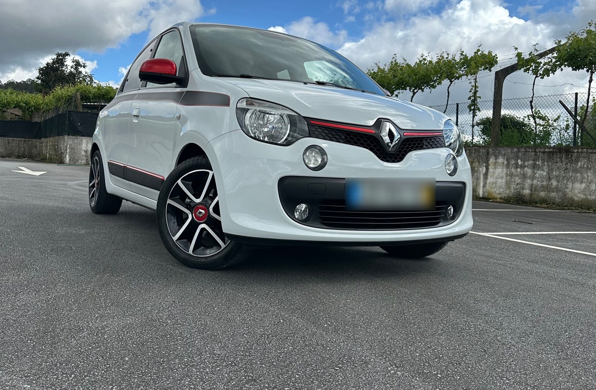 RENAULT Twingo 0.9 TCe Sport