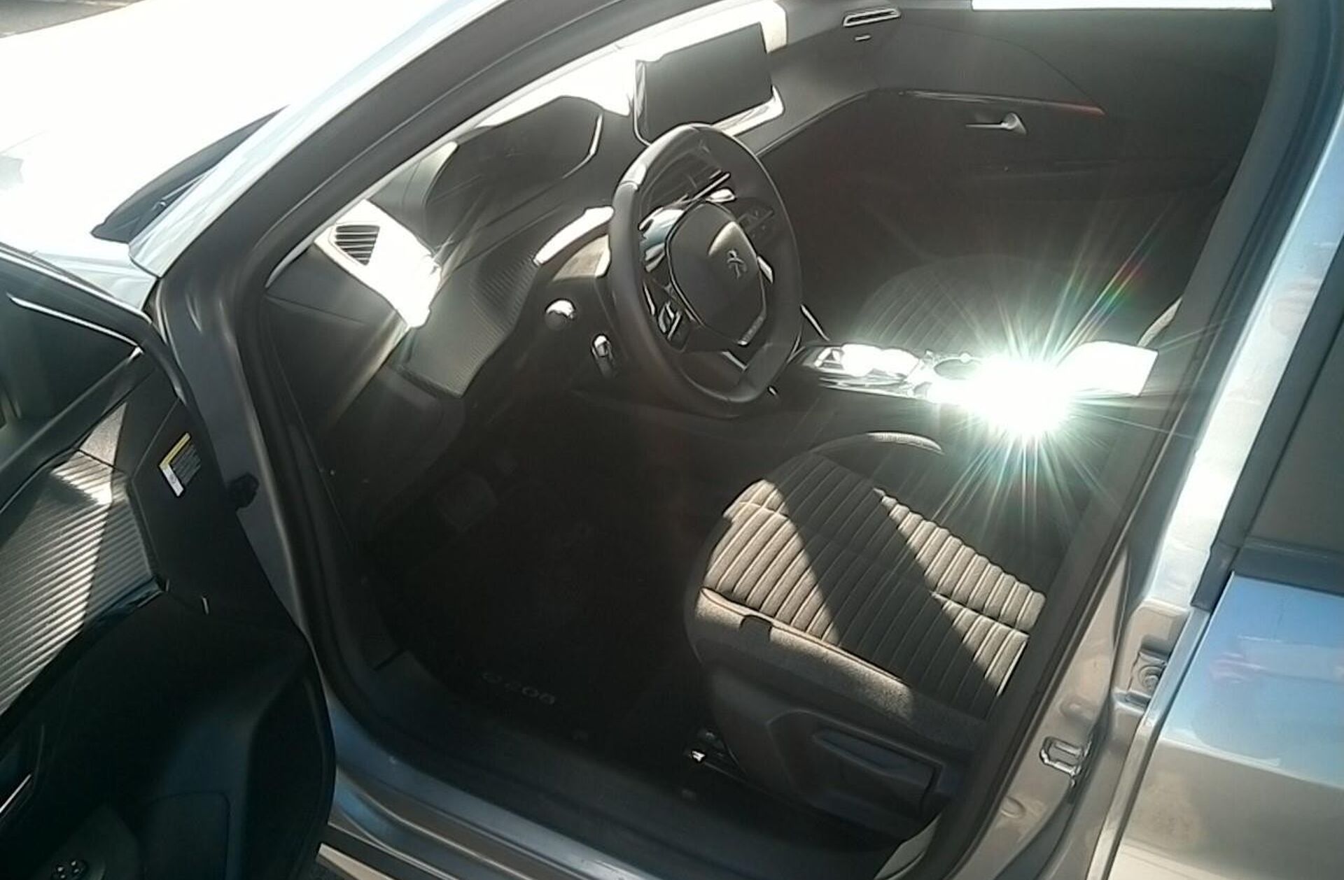 PEUGEOT 208 e- 50 kWh Active Pack