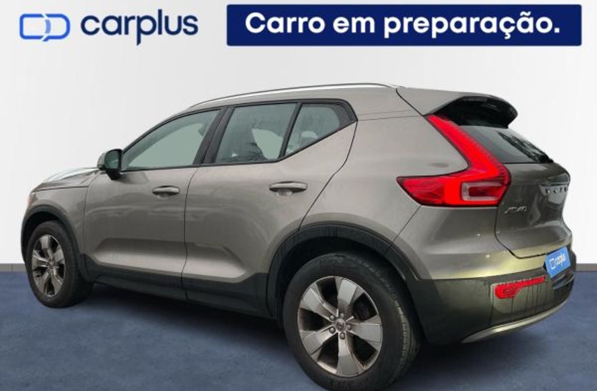 VOLVO XC40 1.5 T2 Momentum