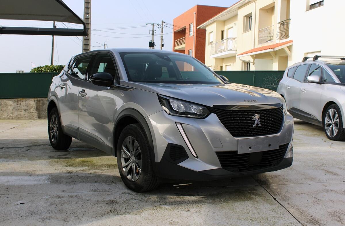 PEUGEOT 2008 1.5 BlueHDi Active Pack