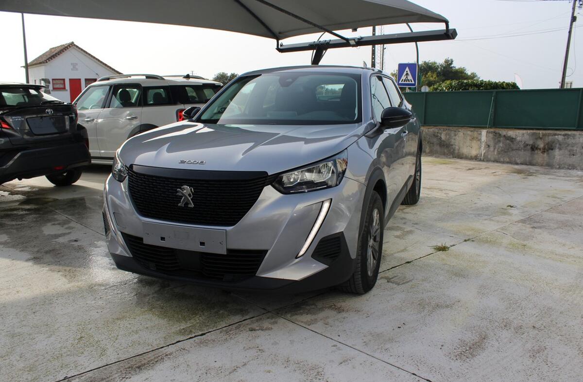 PEUGEOT 2008 1.5 BlueHDi Active Pack