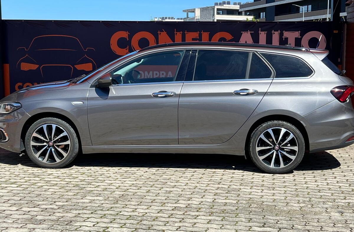 FIAT Tipo 1.3 M-Jet Lounge