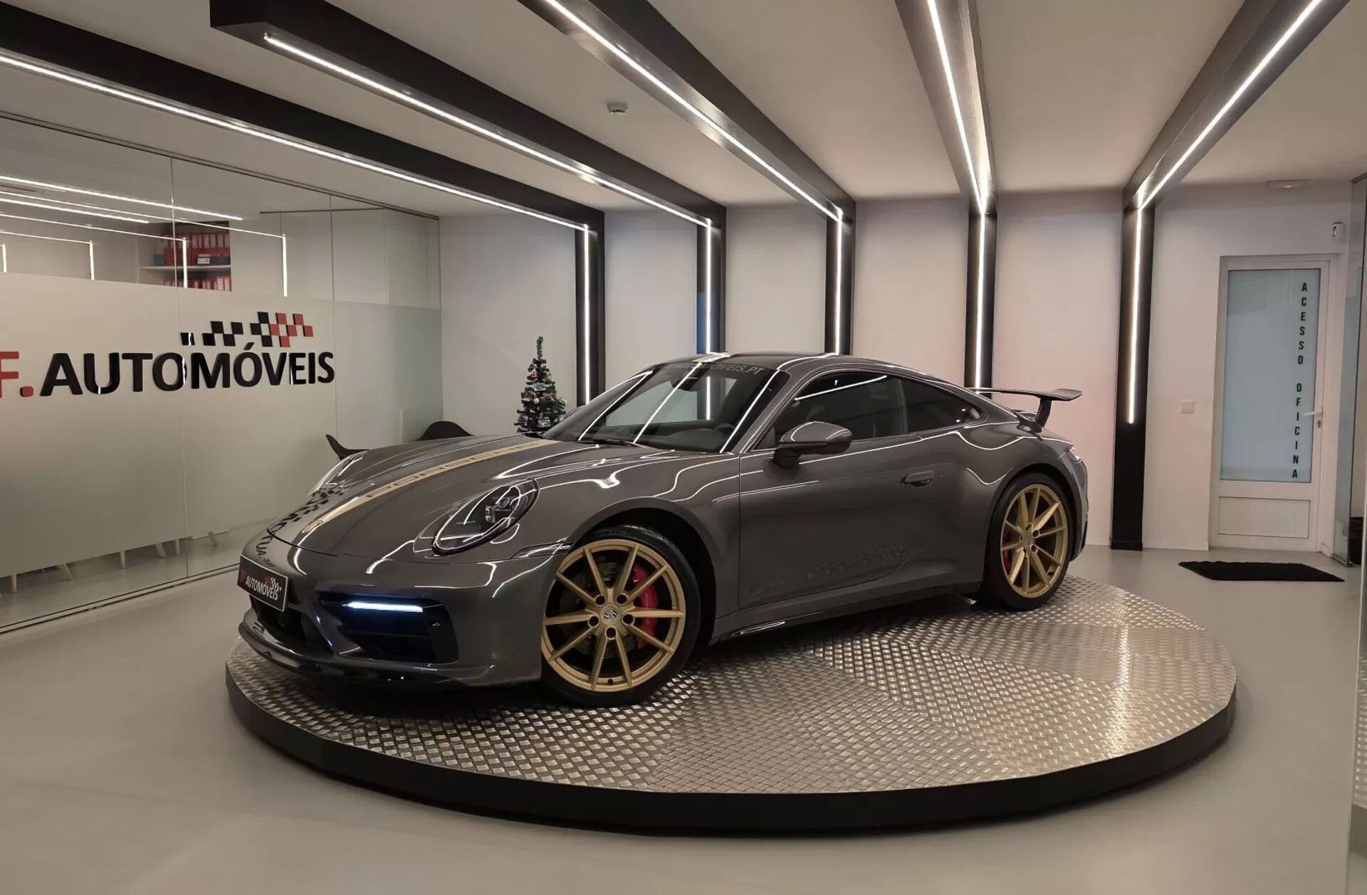 PORSCHE 911 Carrera S PDK