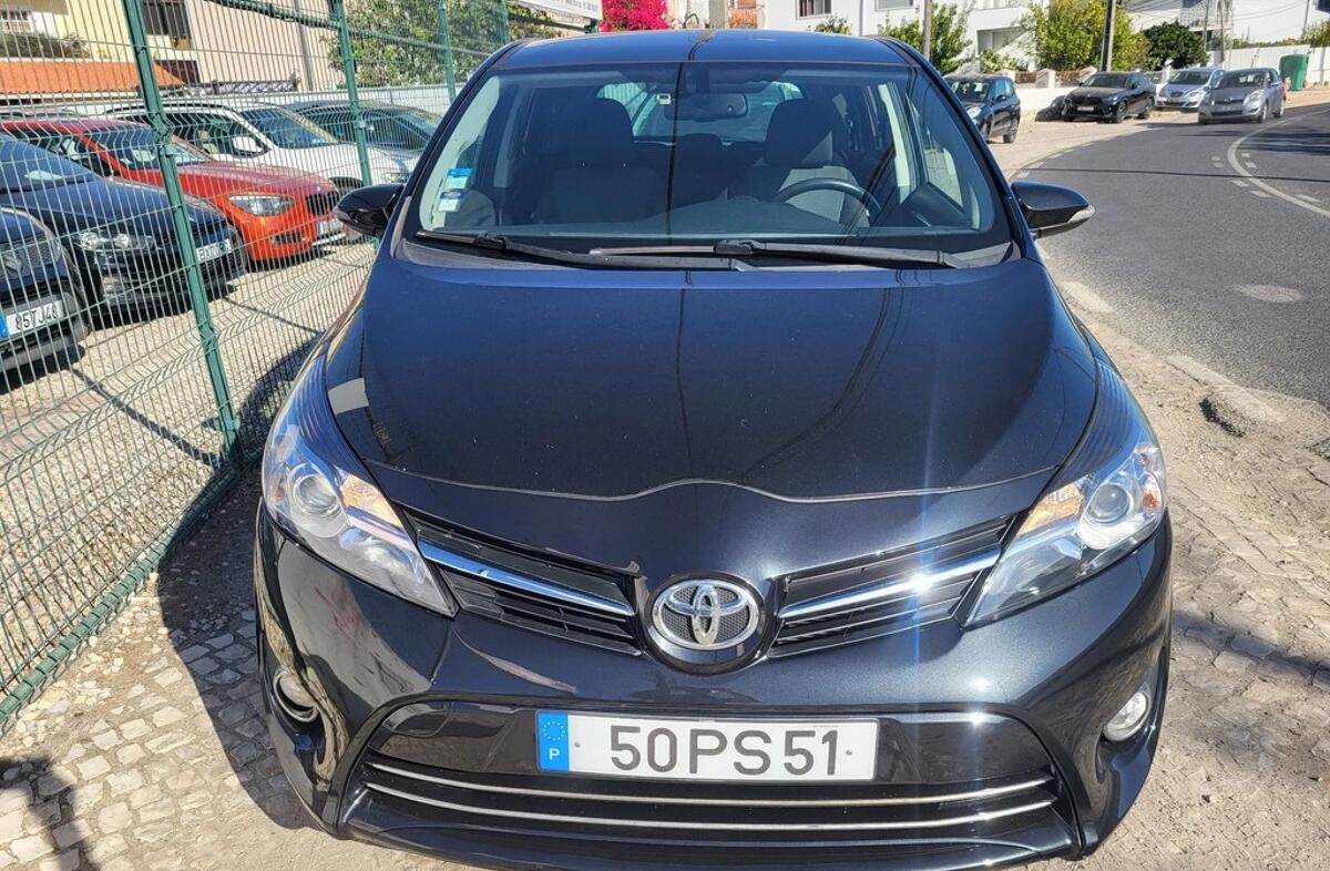TOYOTA Verso 1.6 D-4D Comfort