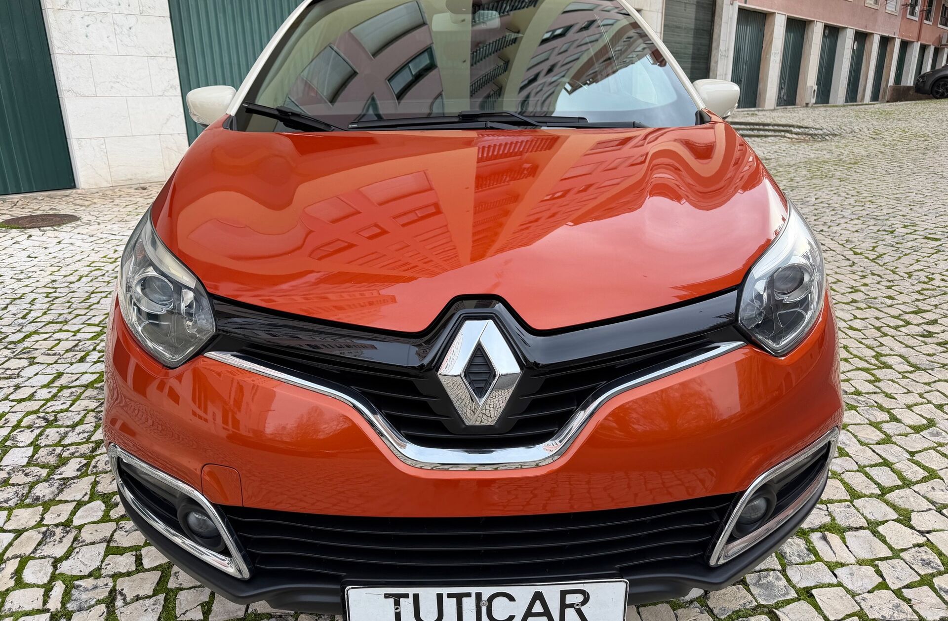 RENAULT Captur 1.2 TCe Exclusive EDC