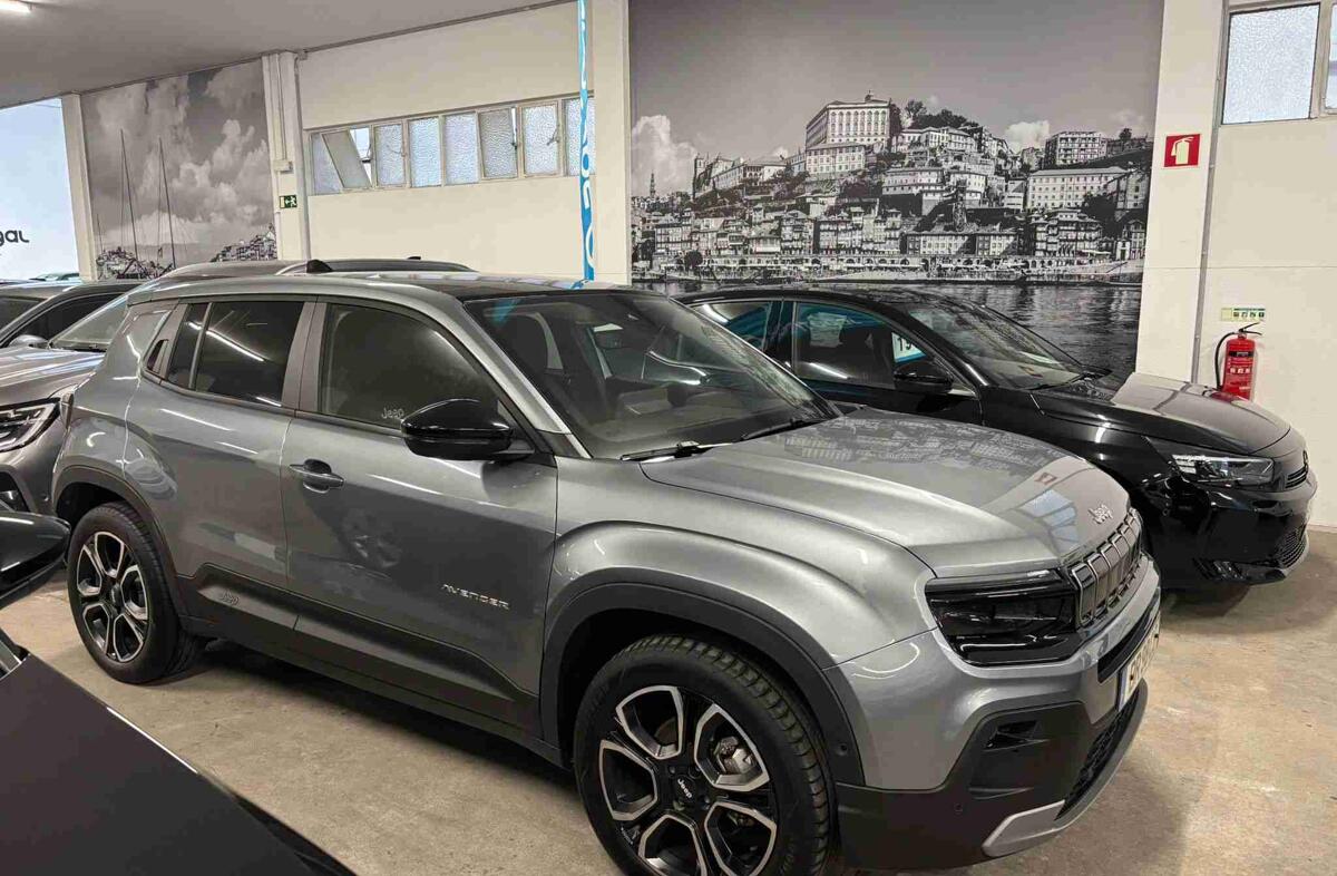 JEEP Avenger 54 kWh Summit