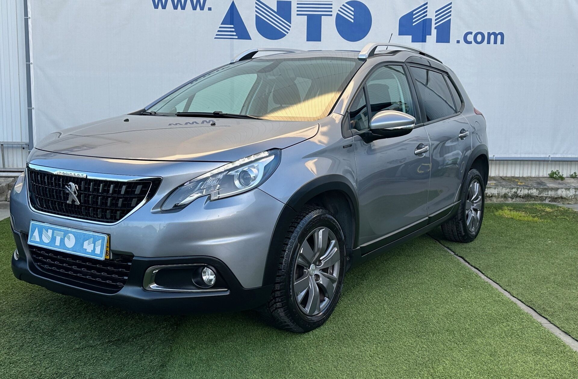 PEUGEOT 2008 1.5 BlueHDi Signature