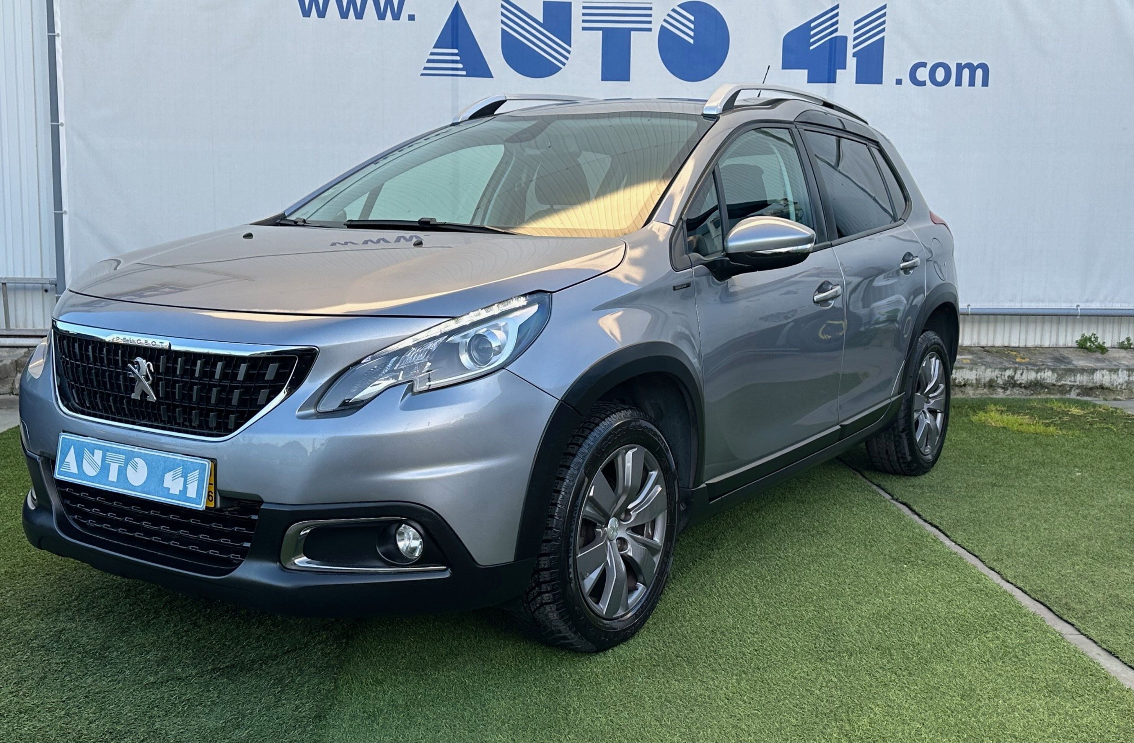 PEUGEOT 2008 1.5 BlueHDi Signature