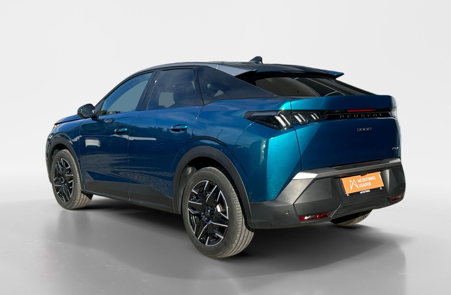 PEUGEOT 3008 1.2 Hybrid Allure e-DCS6