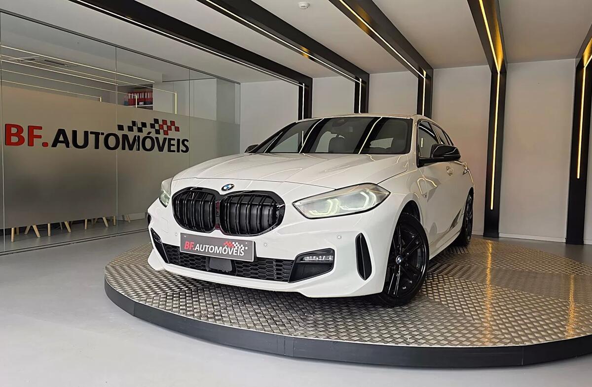 BMW Serie-1 116 d Pack Desportivo M