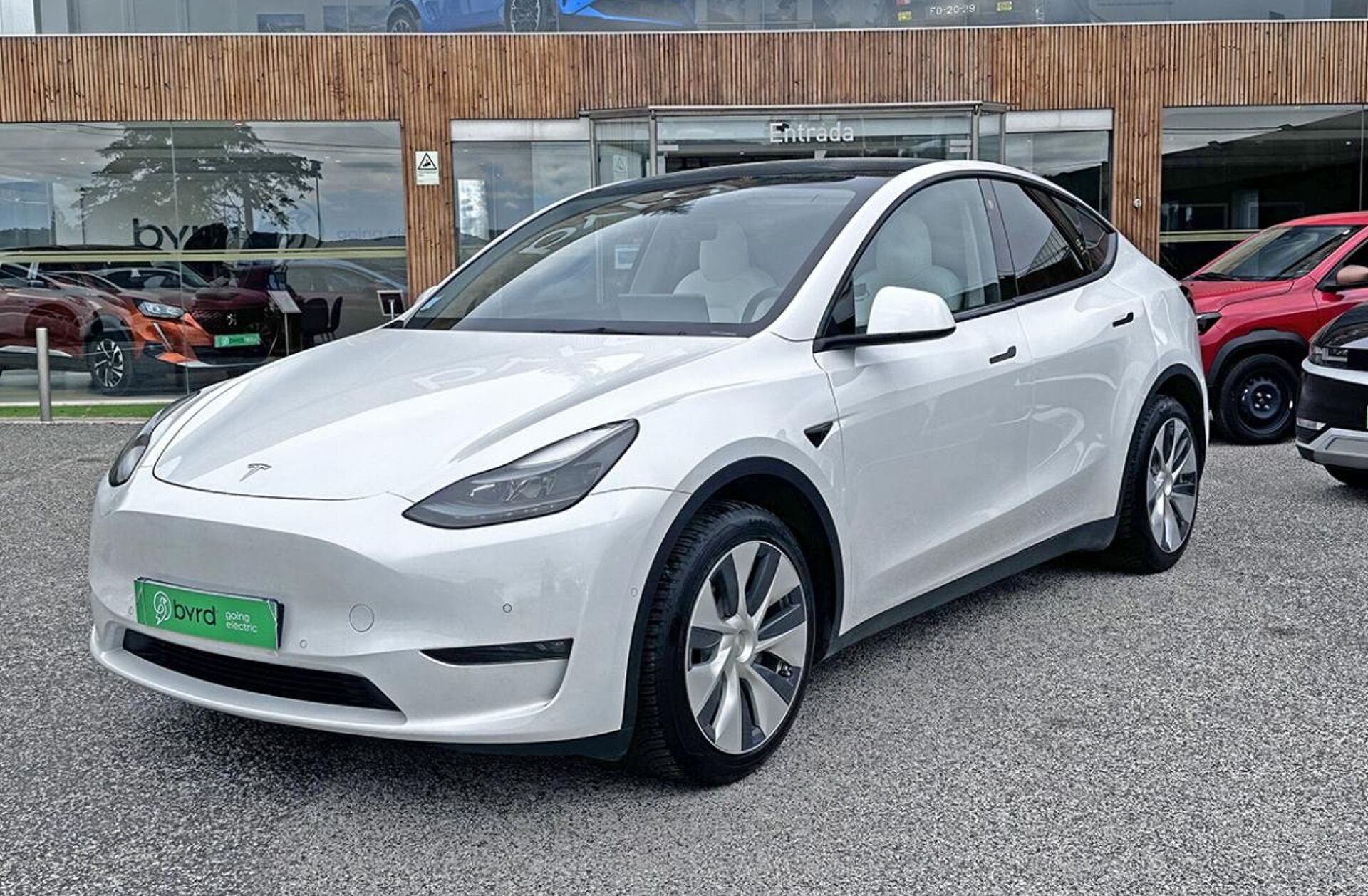 TESLA Model Y Long Range Tração Integral