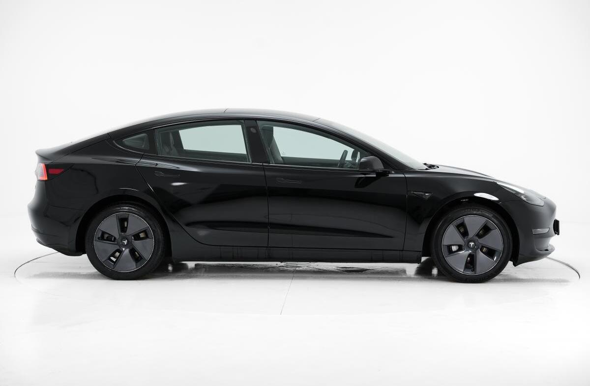 TESLA Model 3 Tração Traseira
