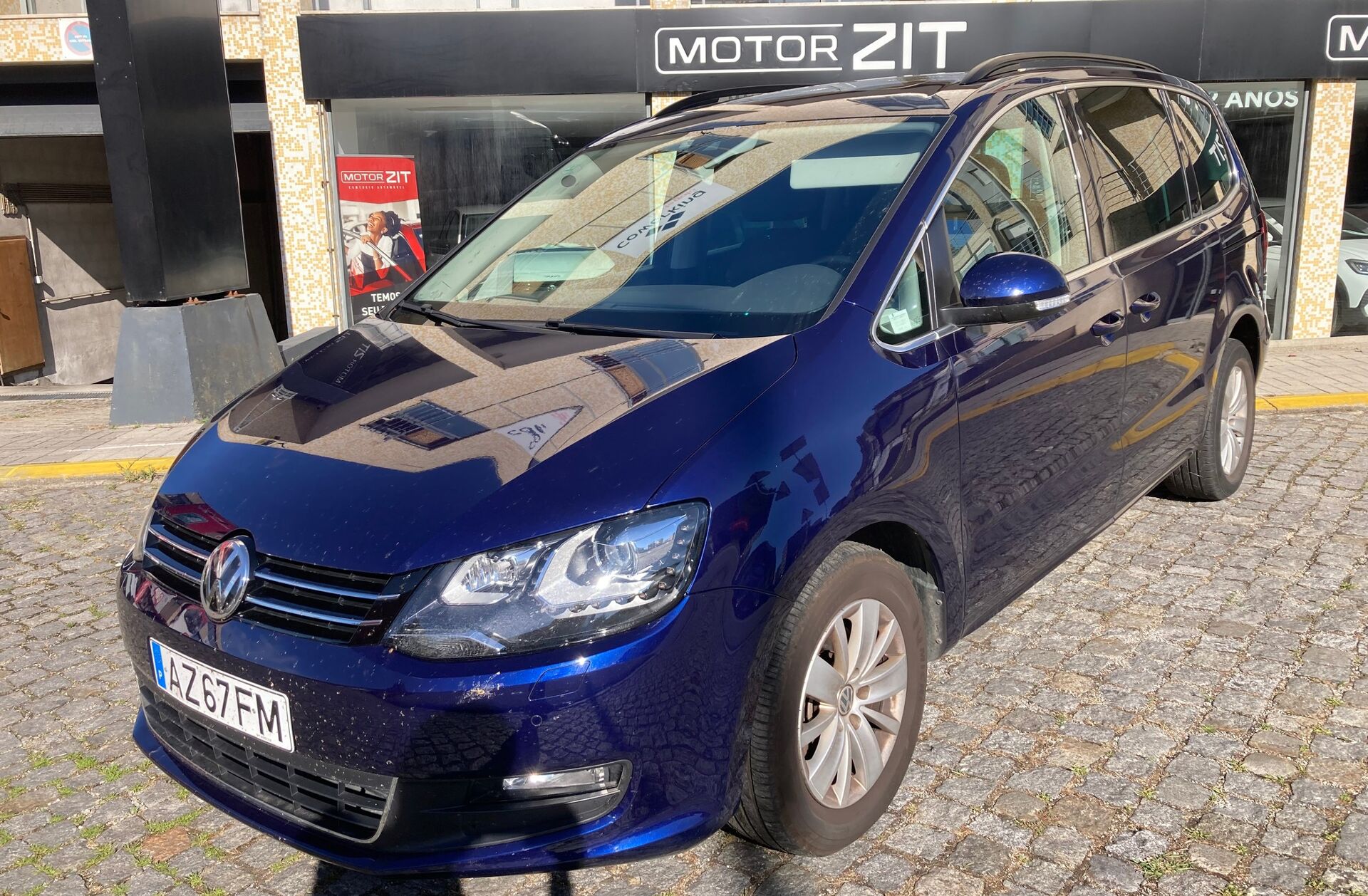 VOLKSWAGEN Sharan 2.0 TDI Highline DSG