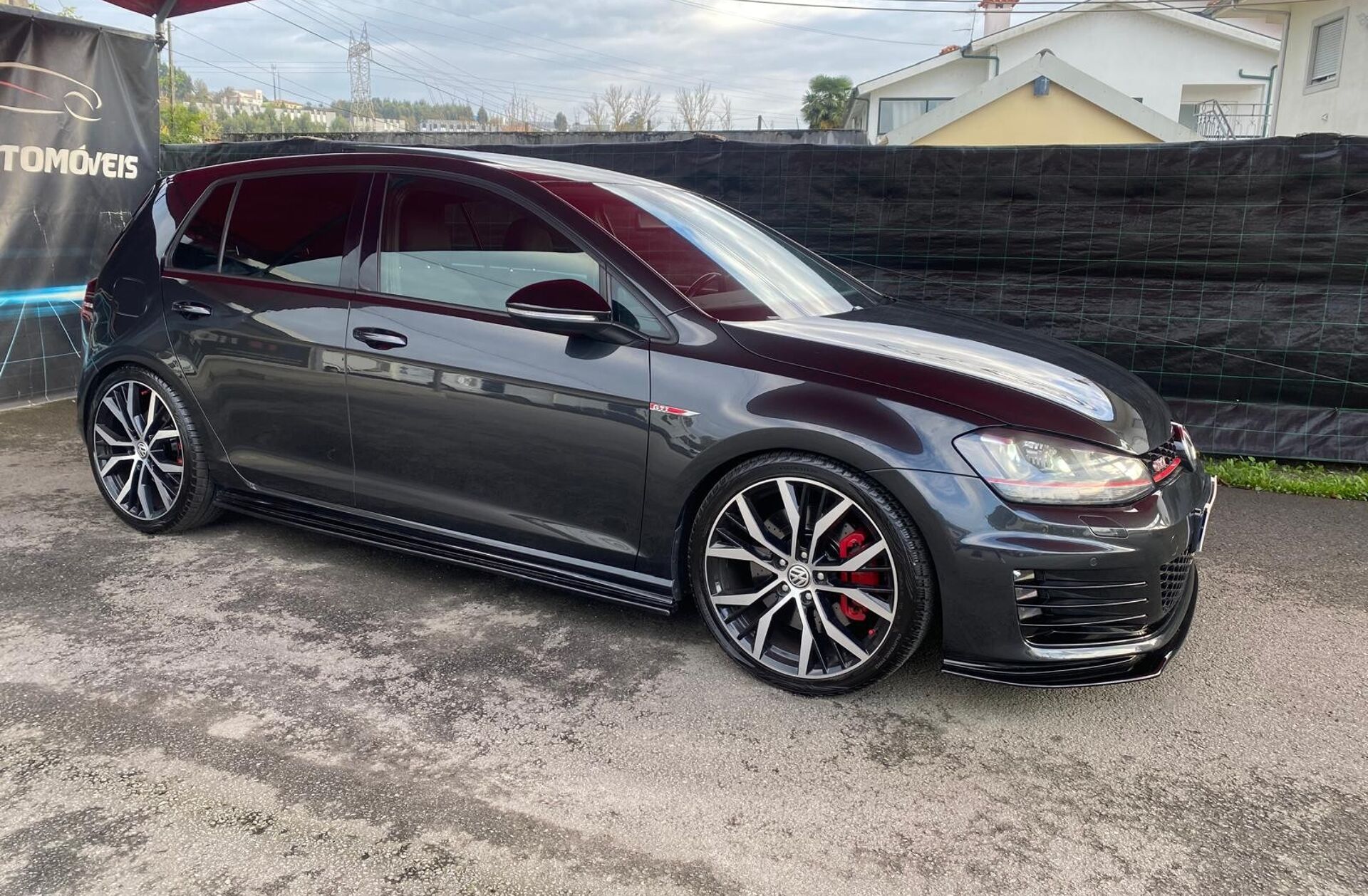 VOLKSWAGEN Golf 2.0 TSi GTi DSG Performance