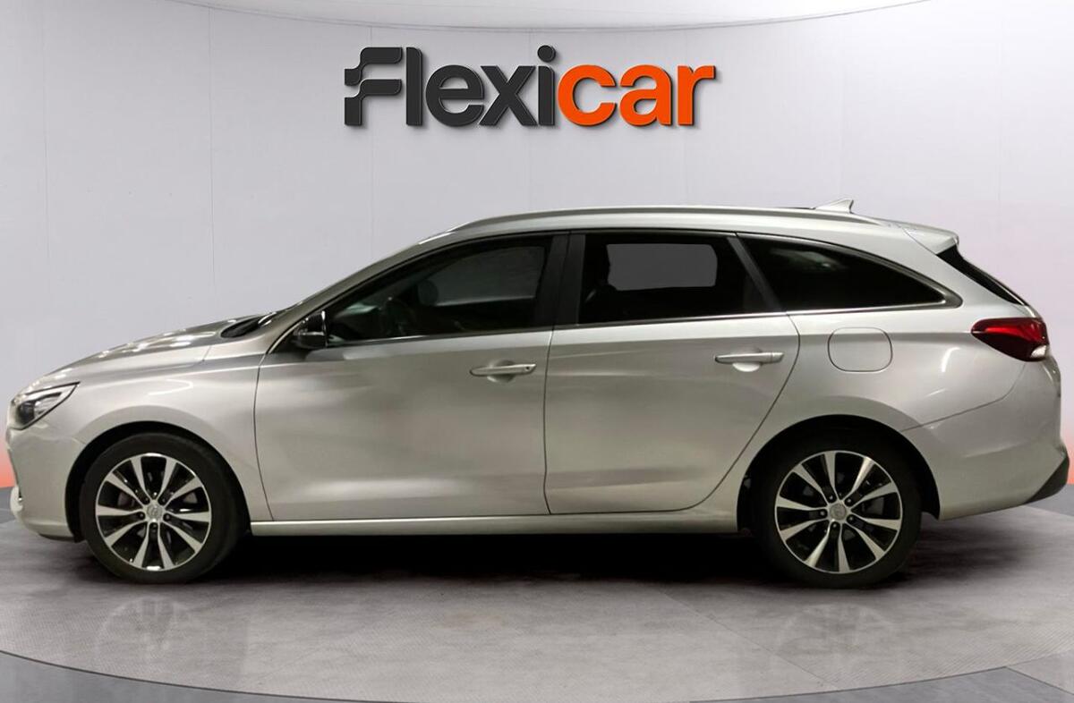 HYUNDAI i30 1.6 CRDi Comfort