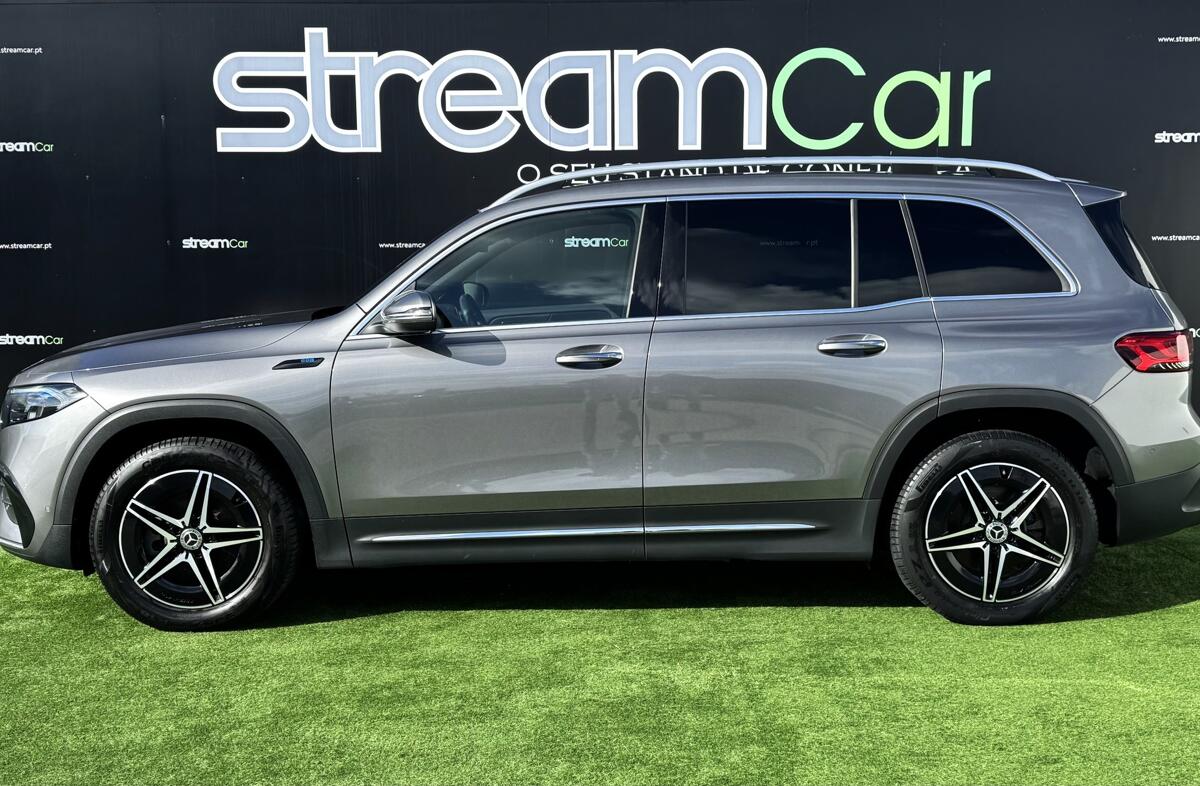 MERCEDES EQB 350 4Matic AMG Line