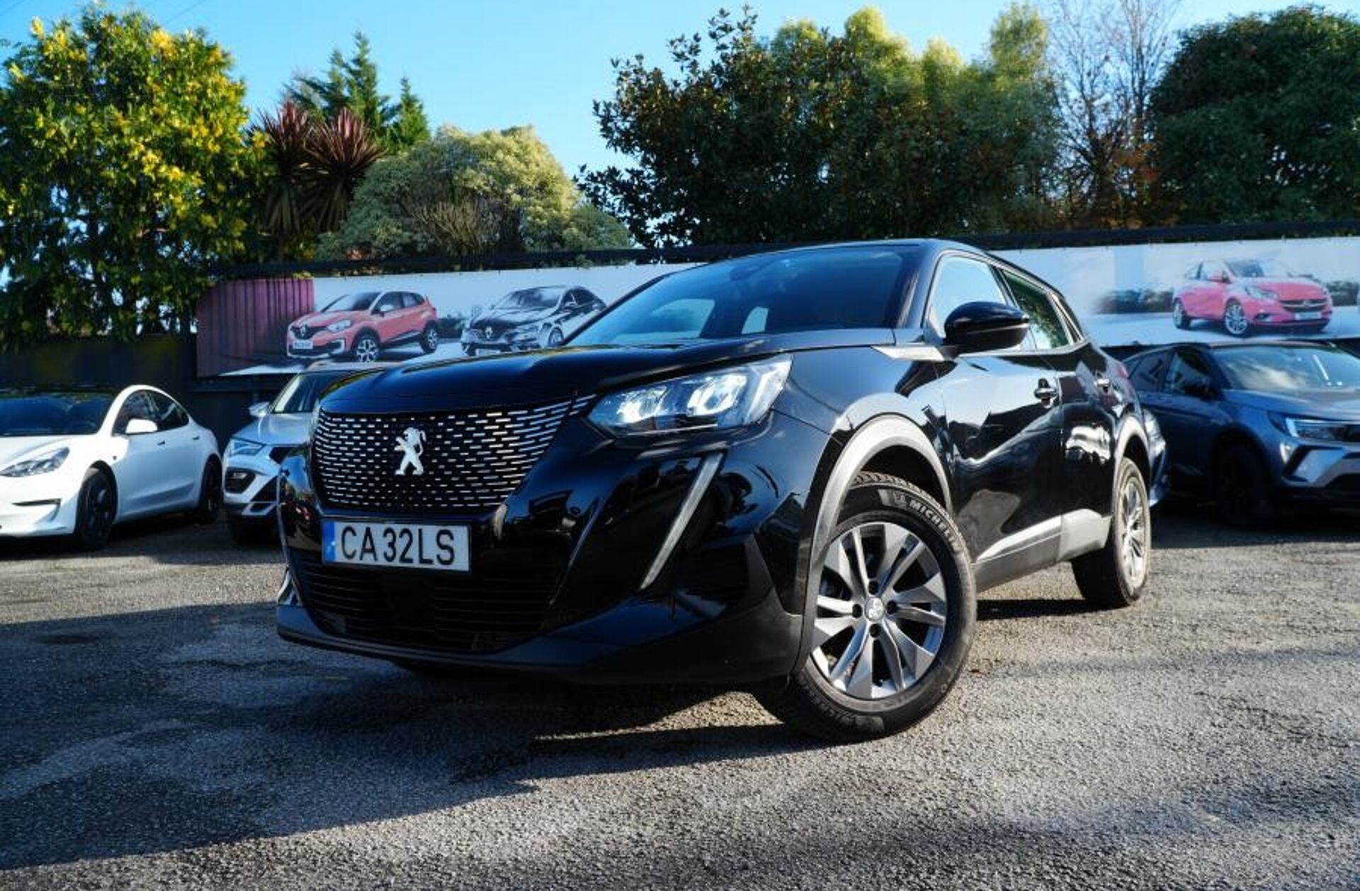 PEUGEOT 2008 1.2 PureTech Allure EAT8