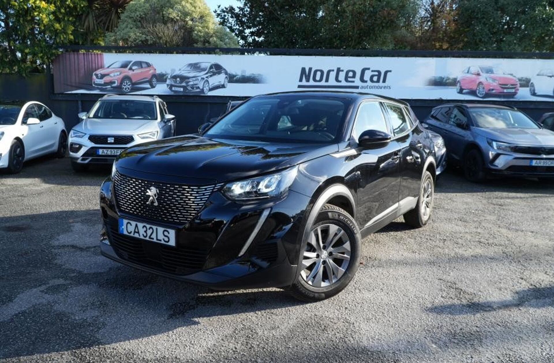 PEUGEOT 2008 1.2 PureTech Allure EAT8