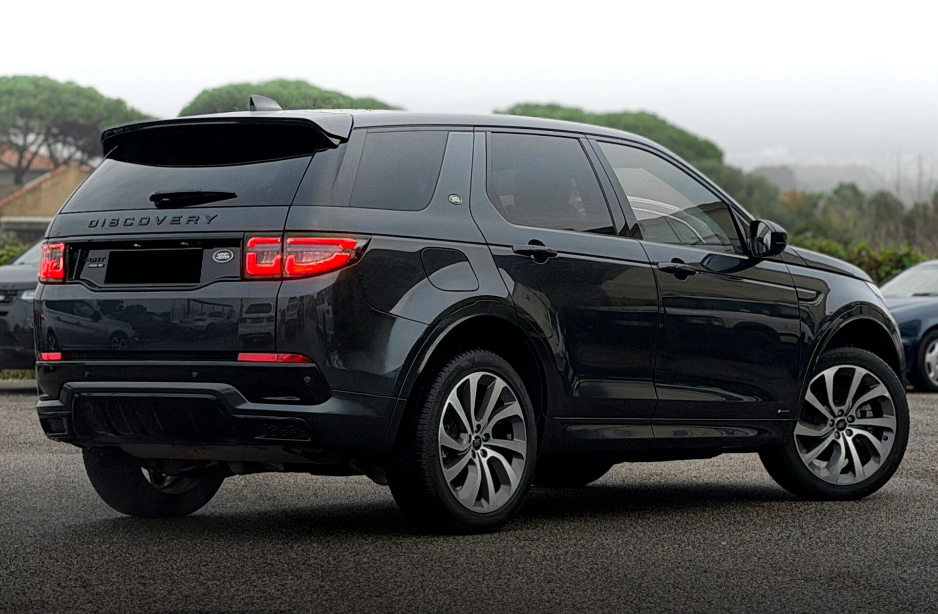 LAND ROVER Discovery S.1.5 I3 P300e AWD R-Dynamic SE