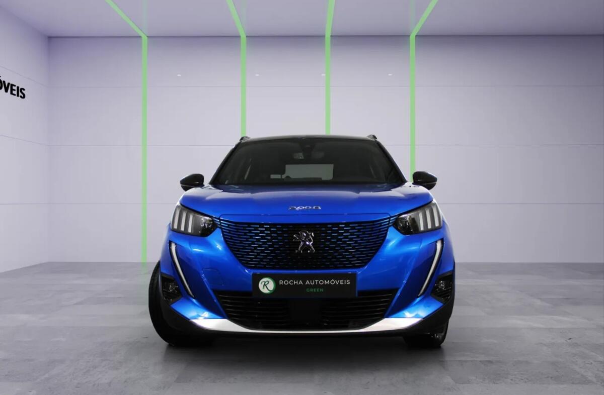 PEUGEOT 2008 e- 50 kWh GT