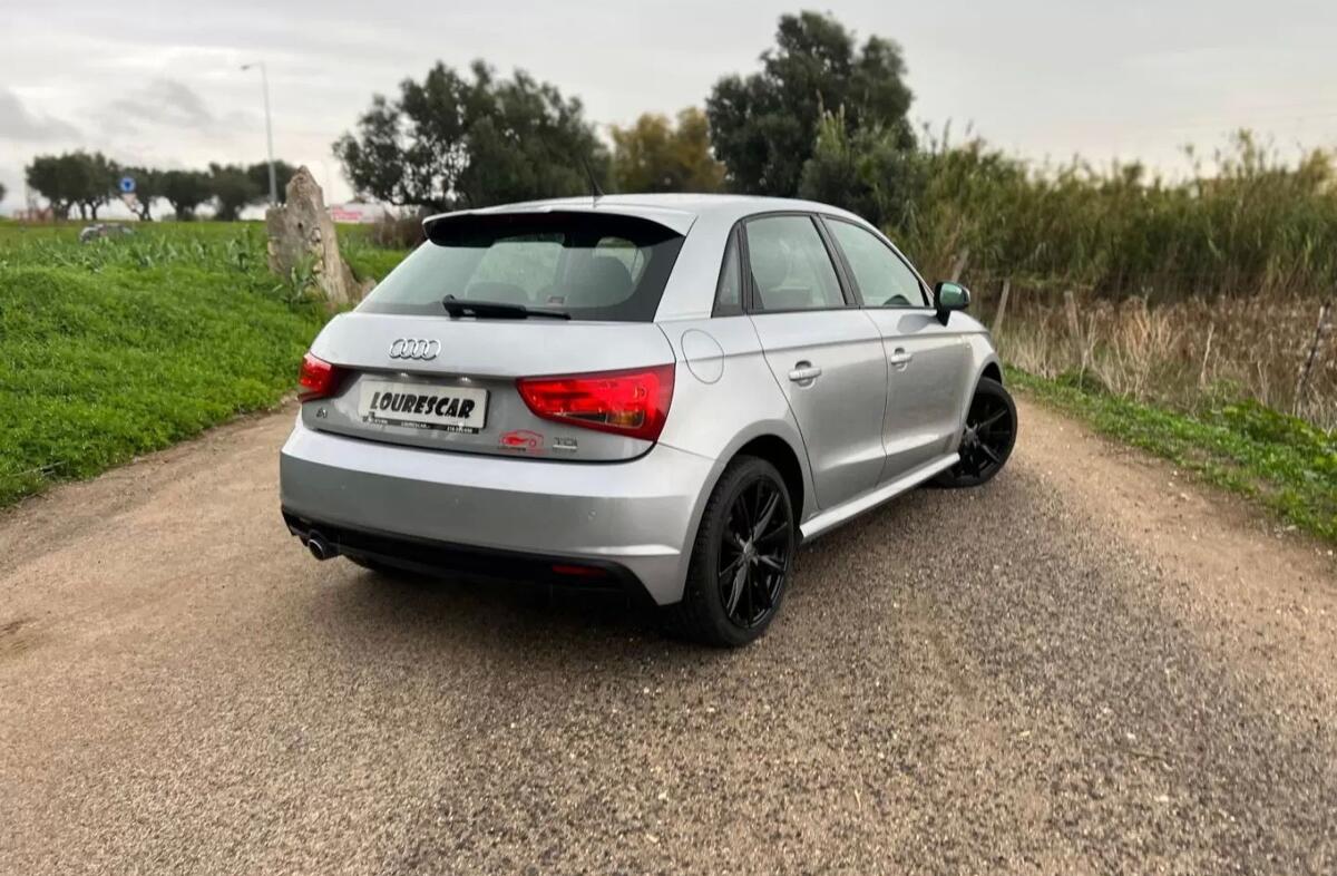 AUDI A1 1.4 TDI S tronic