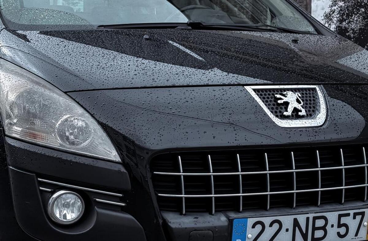 PEUGEOT 3008 1.6 HDi Allure