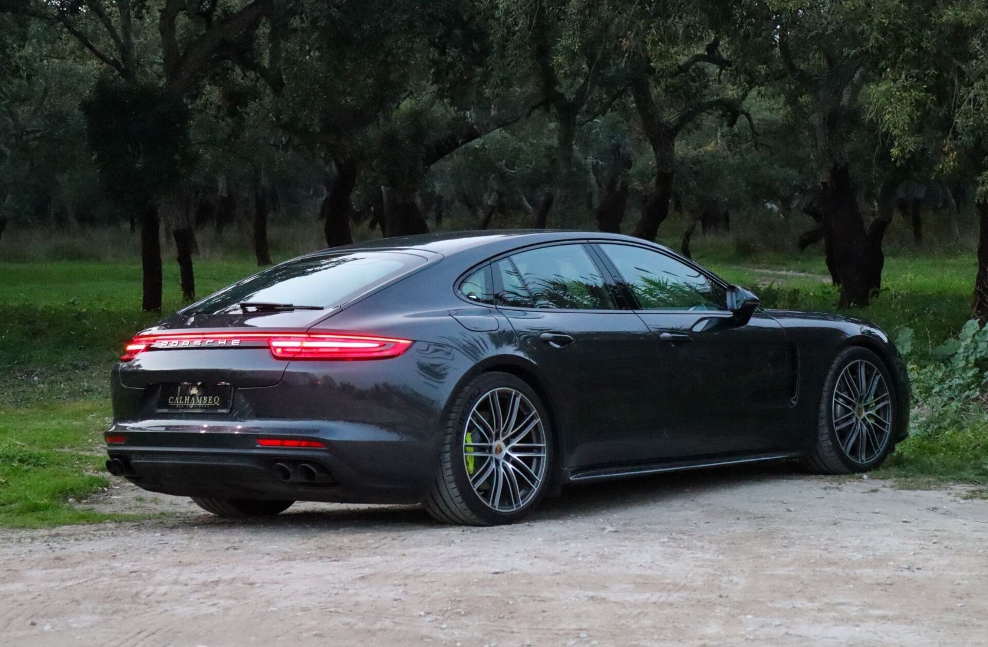 PORSCHE Panamera 4 E-Hybrid