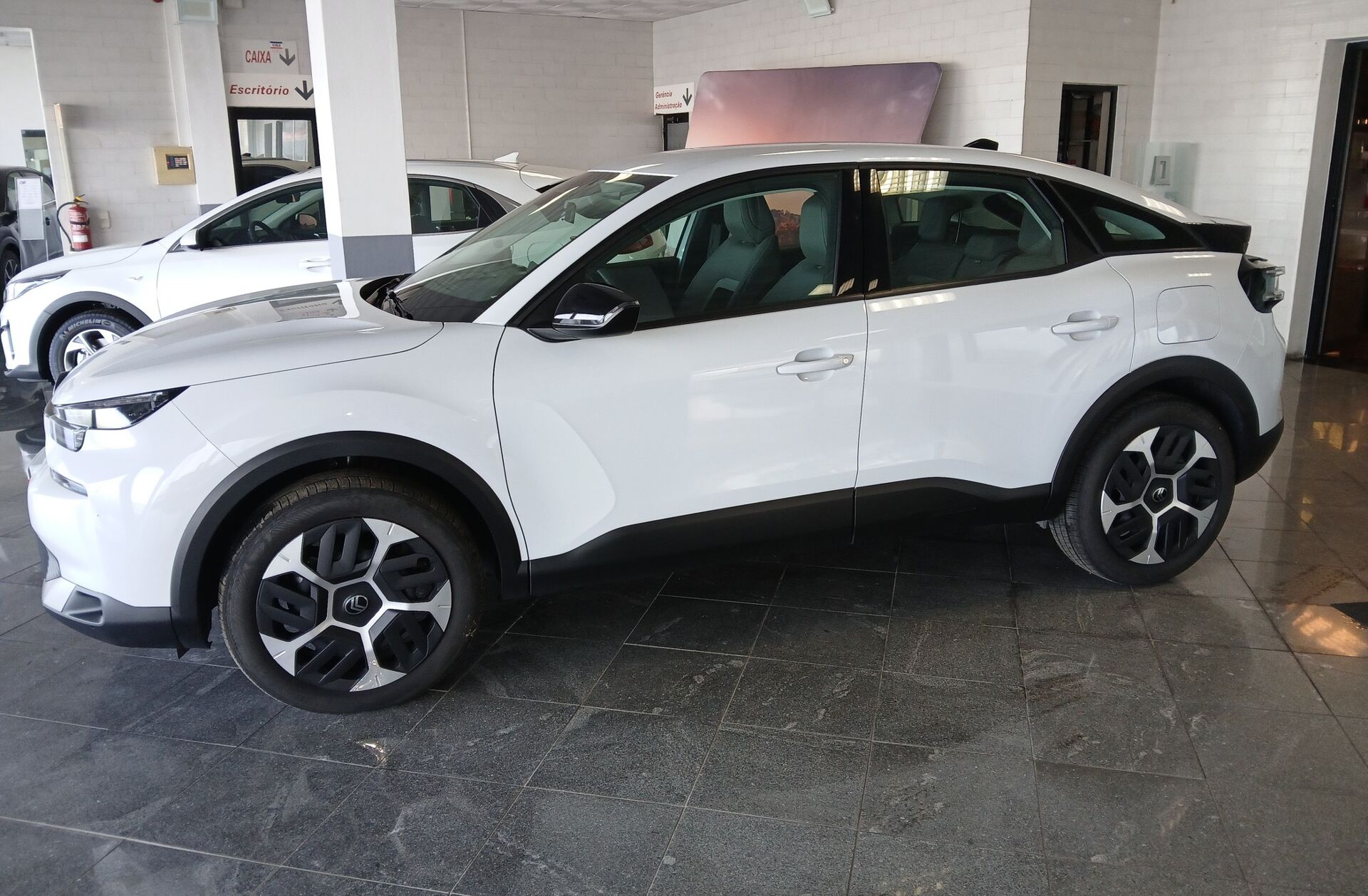 CITROEN C4 1.2 Hybrid Plus e-DSC6