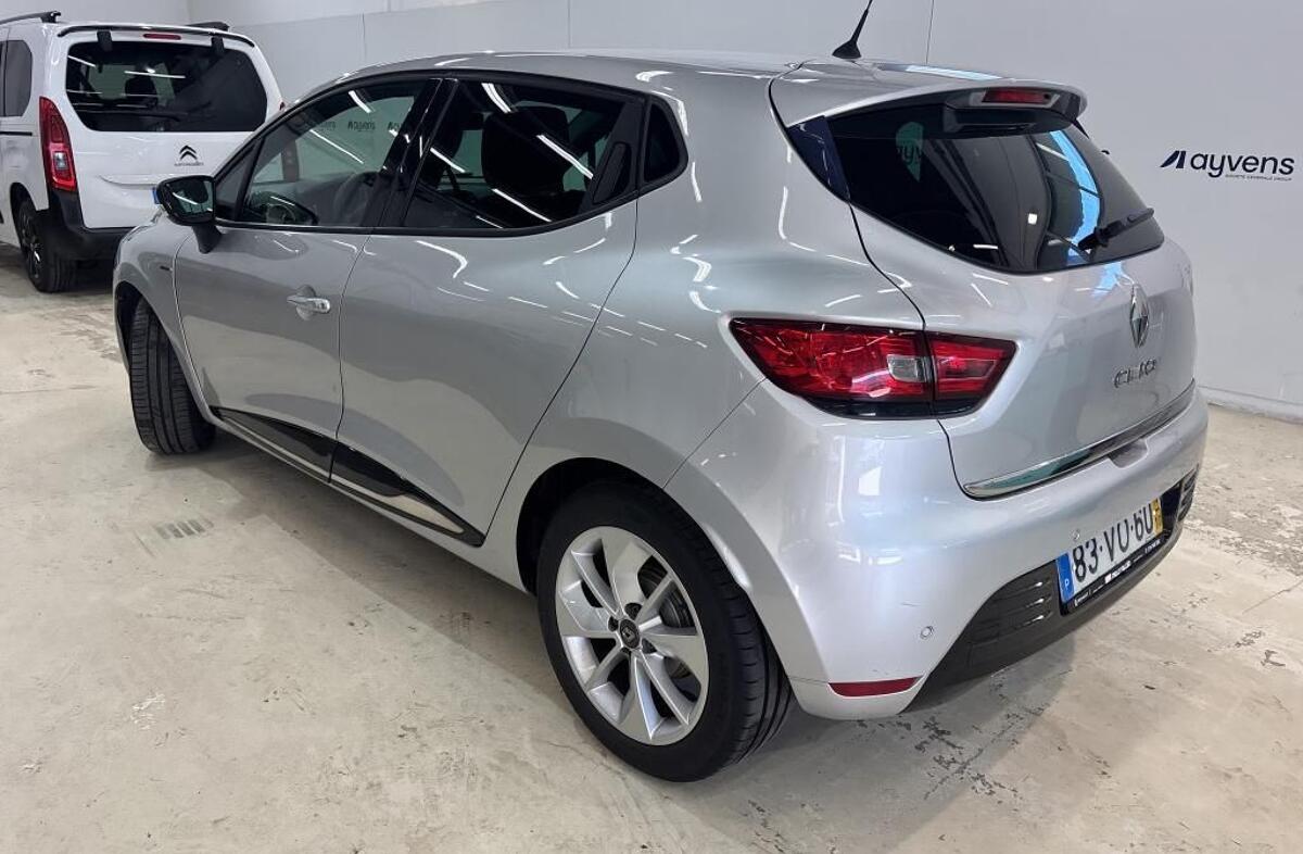 RENAULT Clio 1.5 dCi Limited