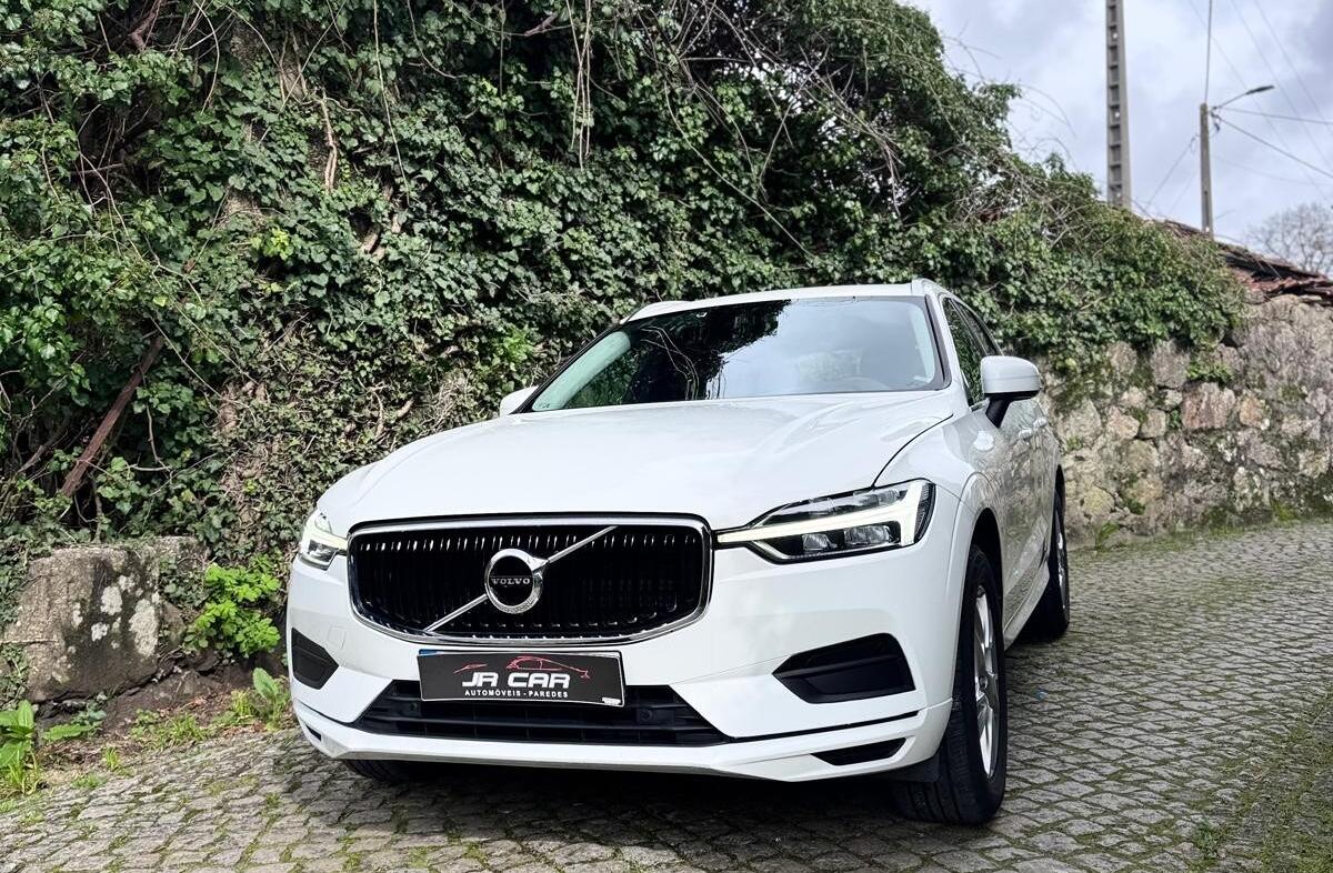 VOLVO XC60 2.0 D4 Momentum Plus Geartronic