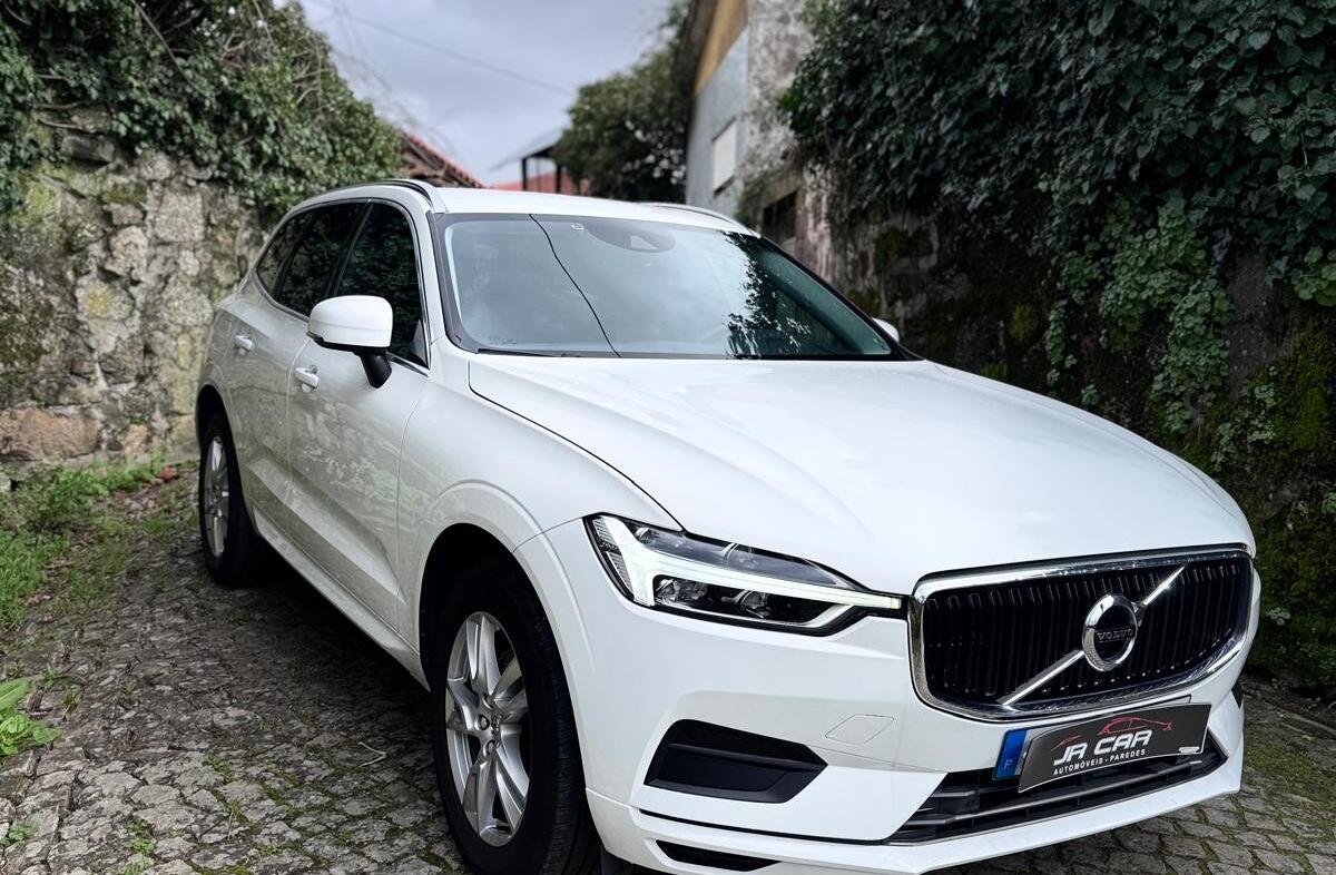 VOLVO XC60 2.0 D4 Momentum Plus Geartronic