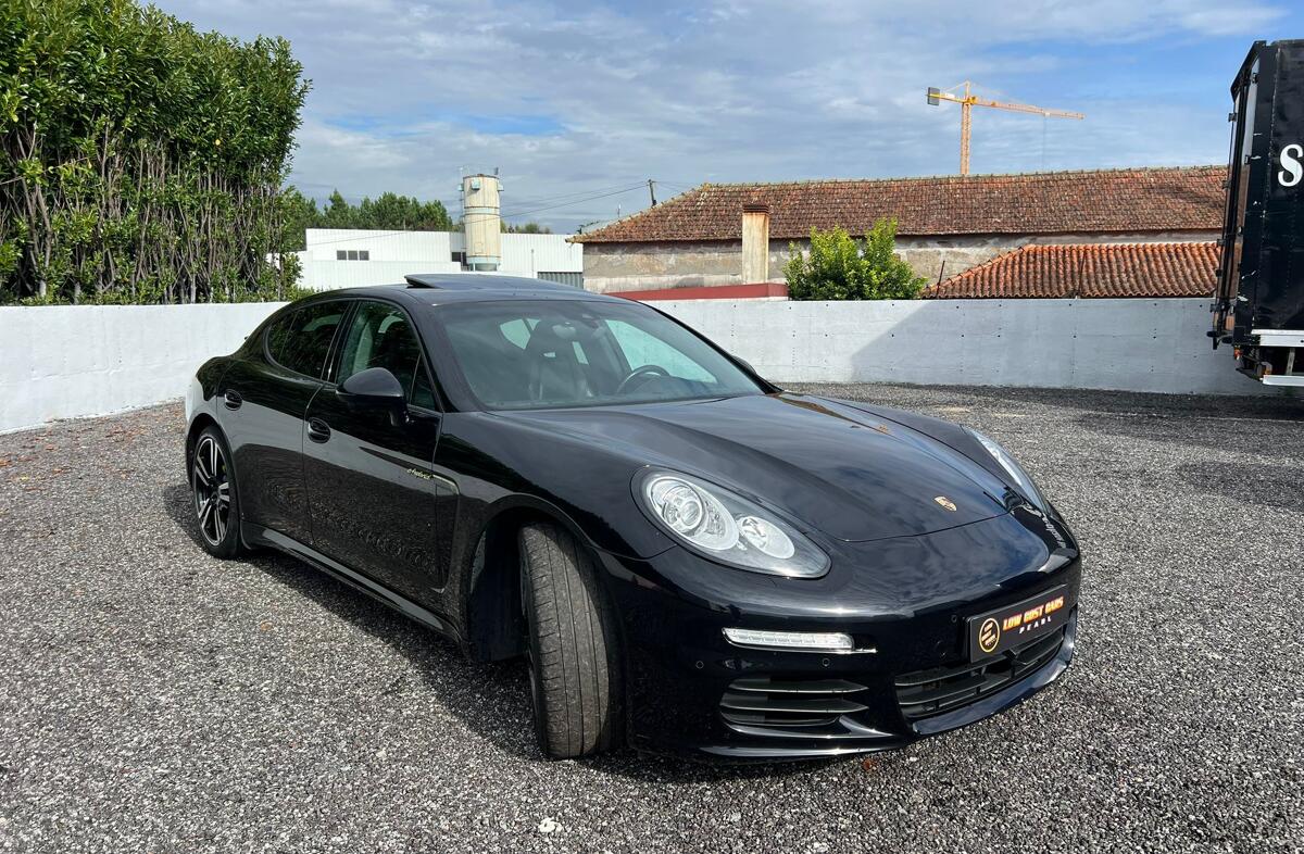 PORSCHE Panamera S e-Hybrid