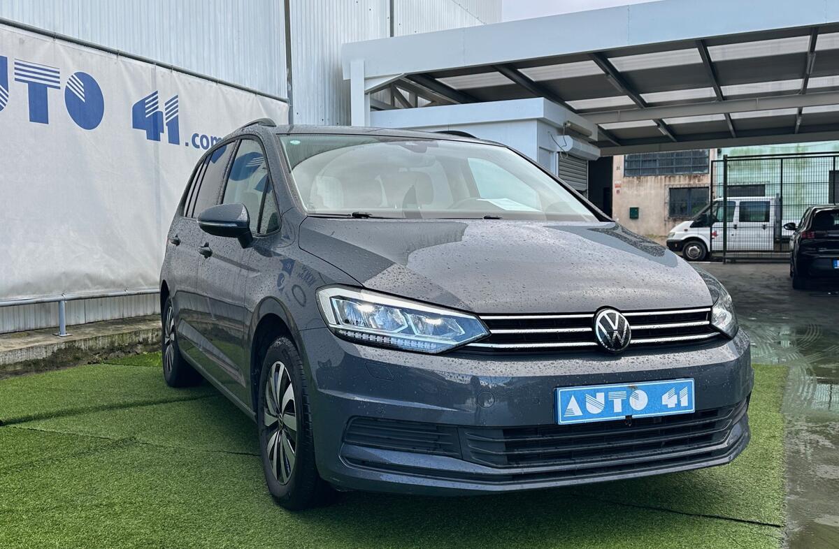 VOLKSWAGEN Touran 2.0 TDI Confortline DSG
