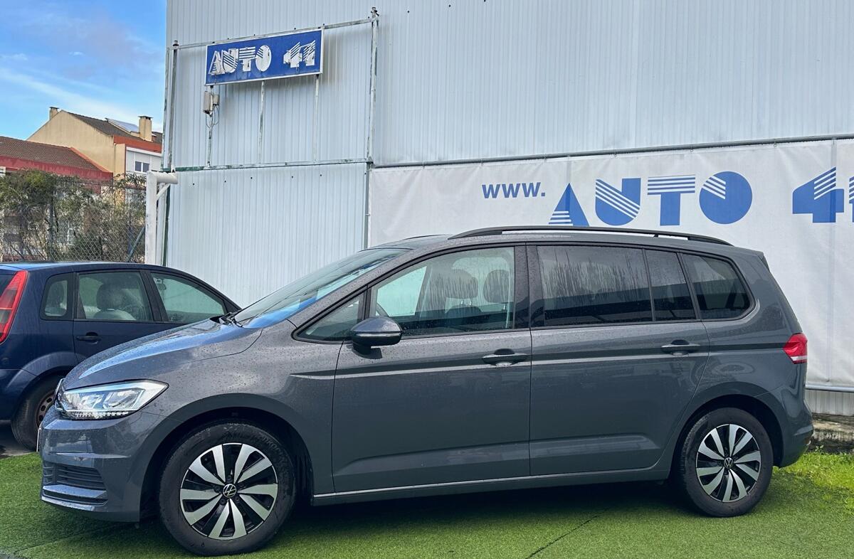 VOLKSWAGEN Touran 2.0 TDI Confortline DSG